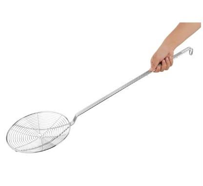 Vogue Spider 9” Stainless Steel Chip Shop Scoop – 225mm Professional Frying Strainer
