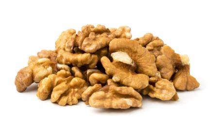 Shepcote Walnut Halves 1kg (Please Note Colour May Vary